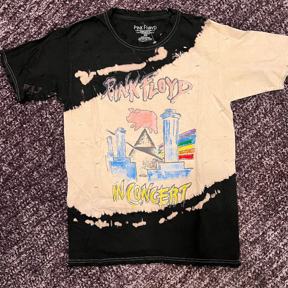 Pink Floyd Distressed T-shirt